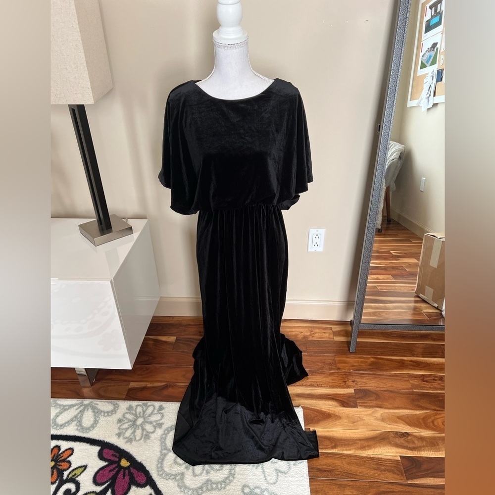 See and Be Seen Blacket Velvet Dress Size Elegant Party Medium - Picture 2 of 8